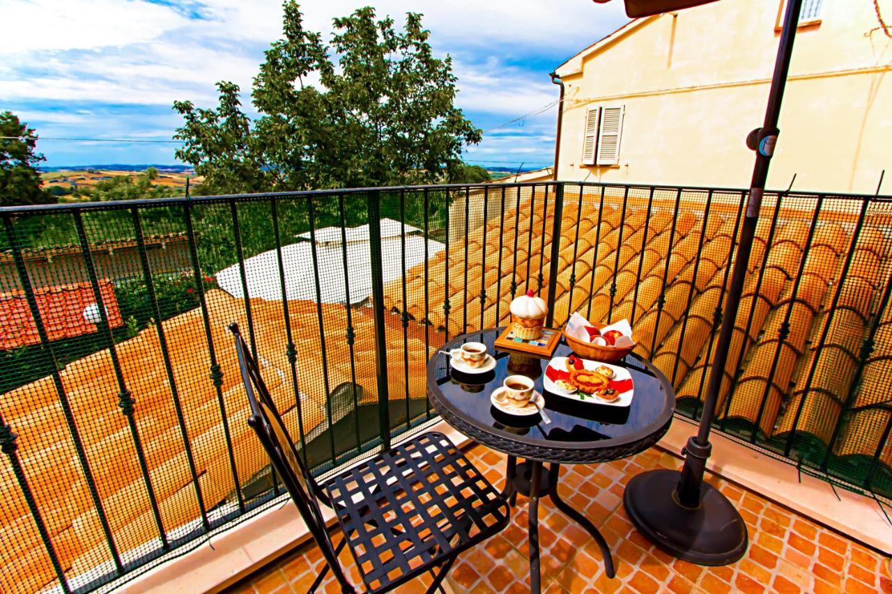Eden Lilli B&B La Pieve  Exterior photo