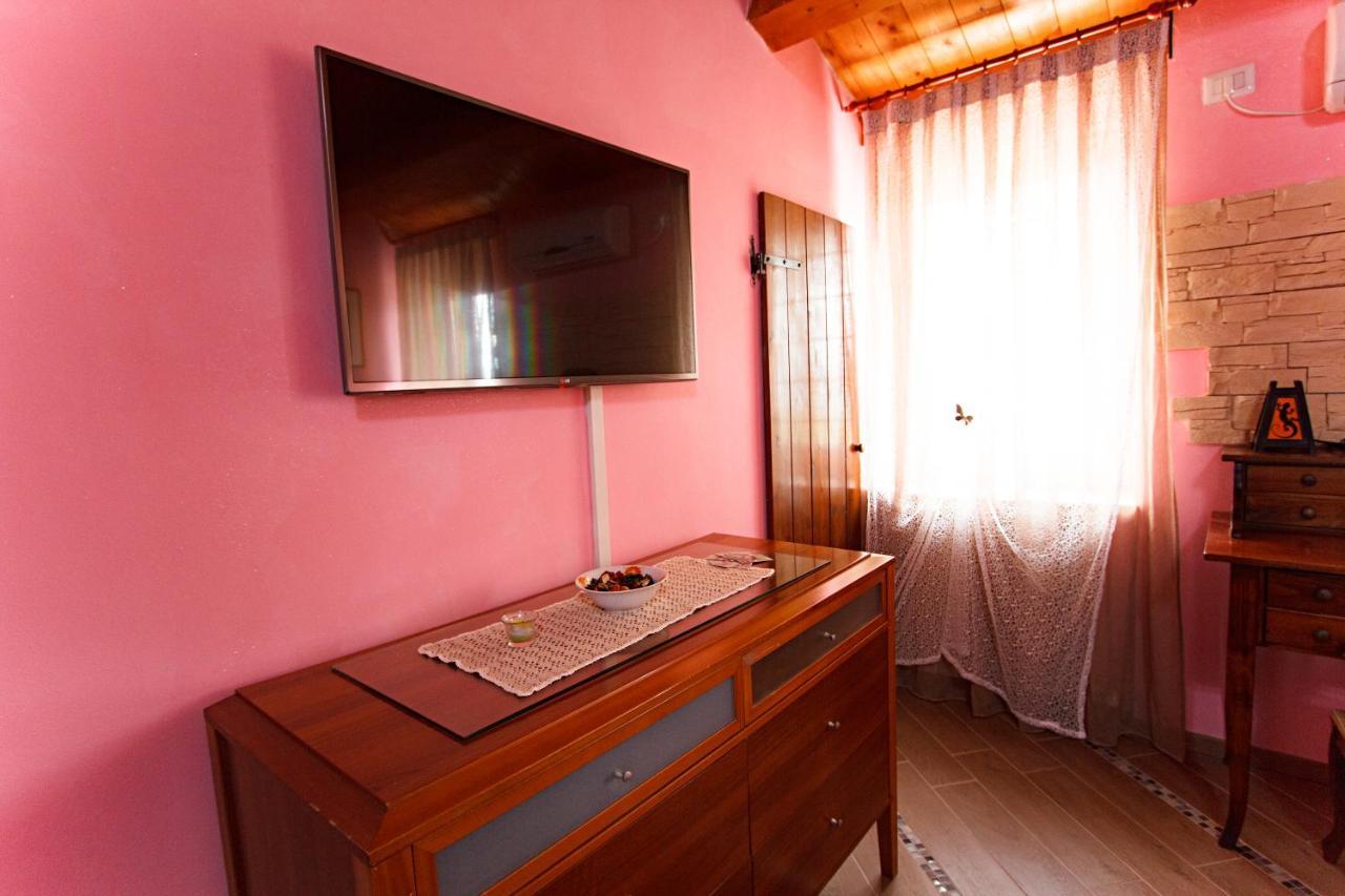 Eden Lilli B&B La Pieve  Exterior photo